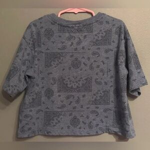 Gray Paisley Patterned Top